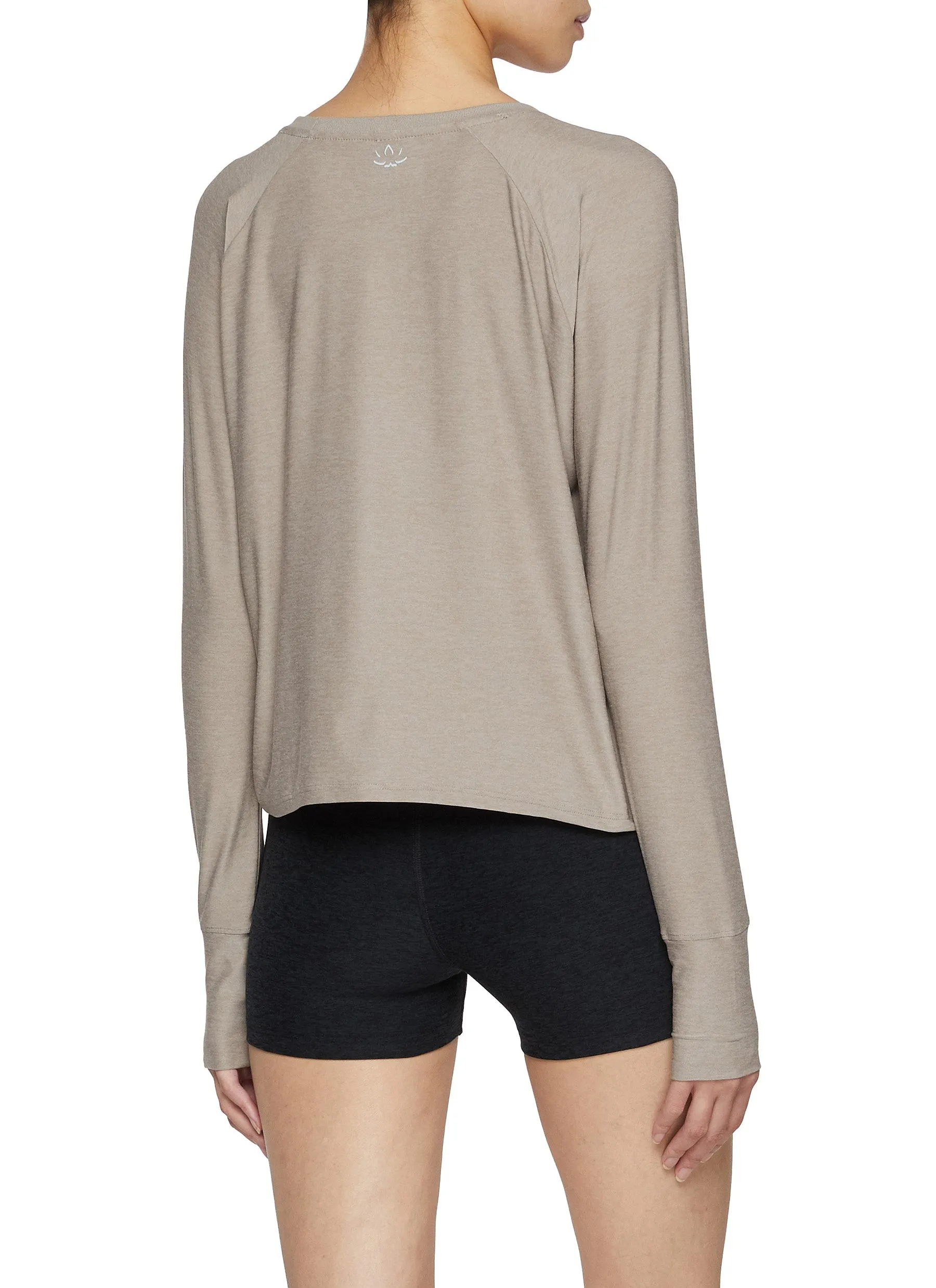 -----------BEYOND YOGA  ---- ------------ ----Featherweight Daydreamer Pullover Top --