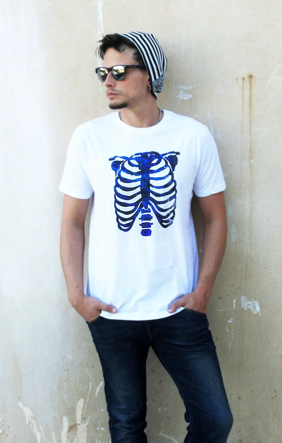 Black Glitter skeleton ribcage print unisex  t shirt