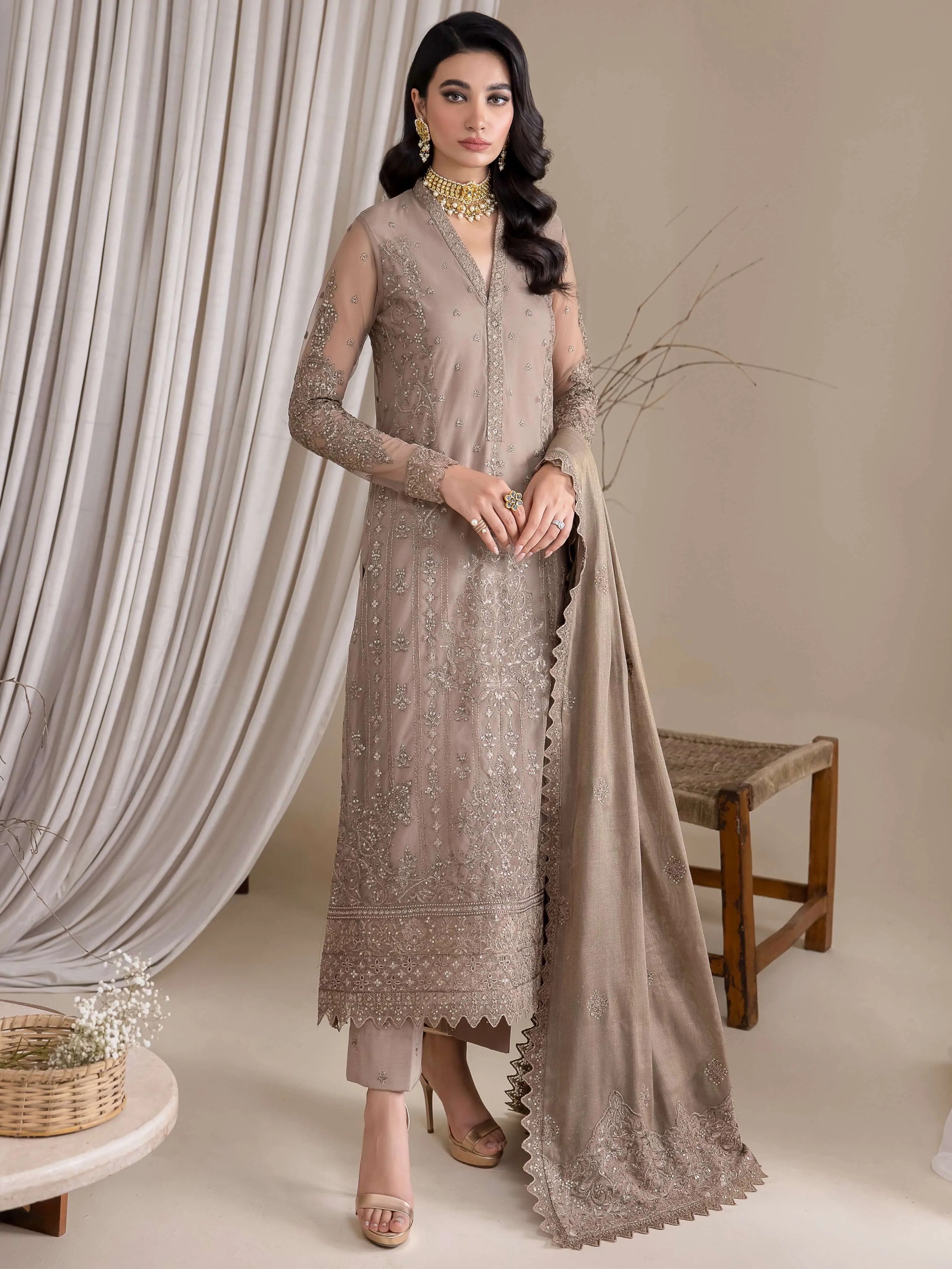 IZNIK Chinon Vol-03 Embroidered Net Unstitched 3Pc Suit CC-30 Vanessa