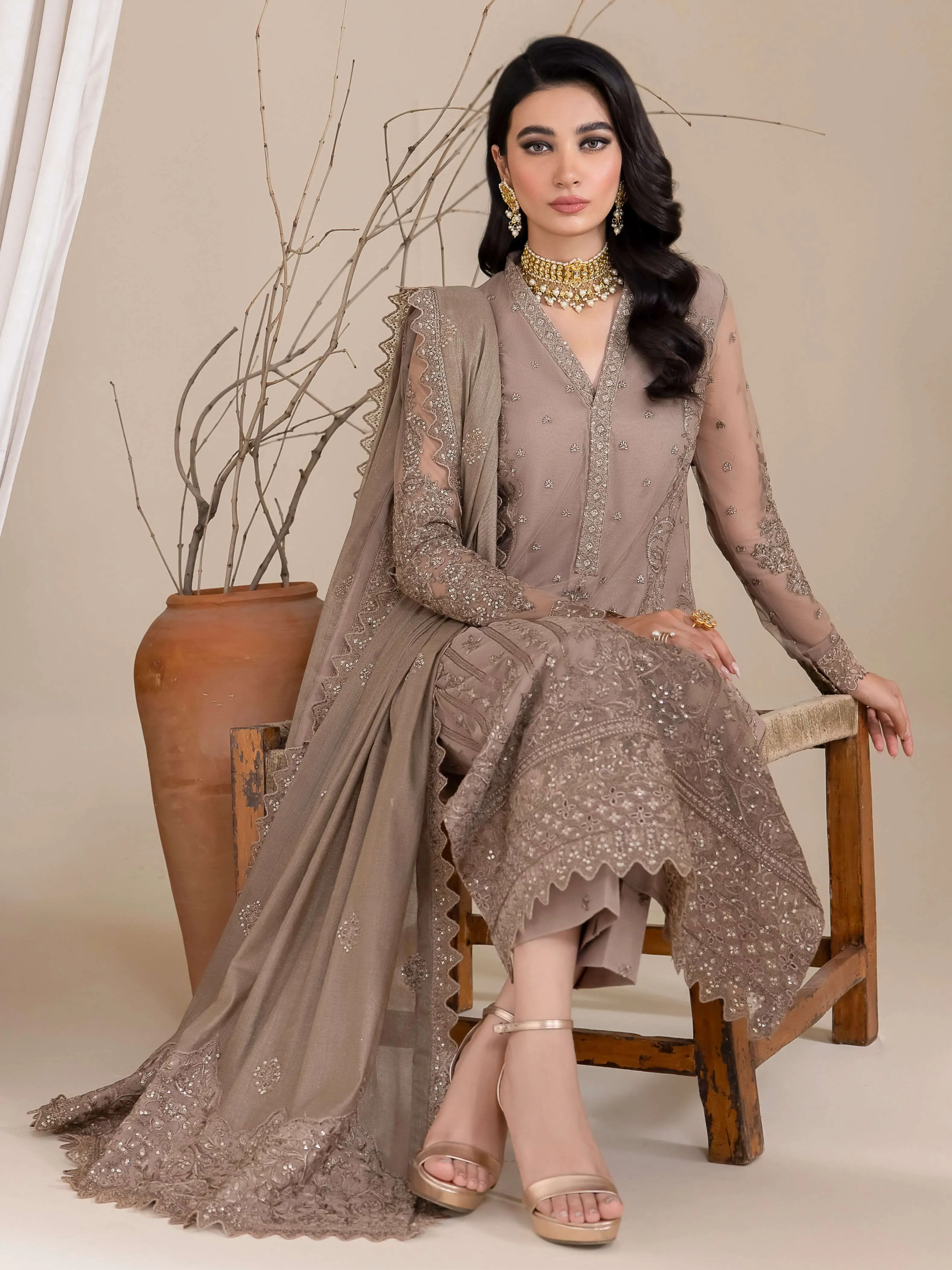 IZNIK Chinon Vol-03 Embroidered Net Unstitched 3Pc Suit CC-30 Vanessa