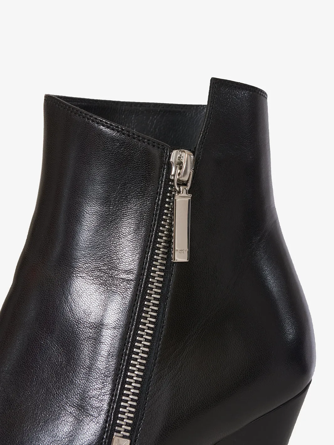 Saint Laurent Black smooth leather ankle boot