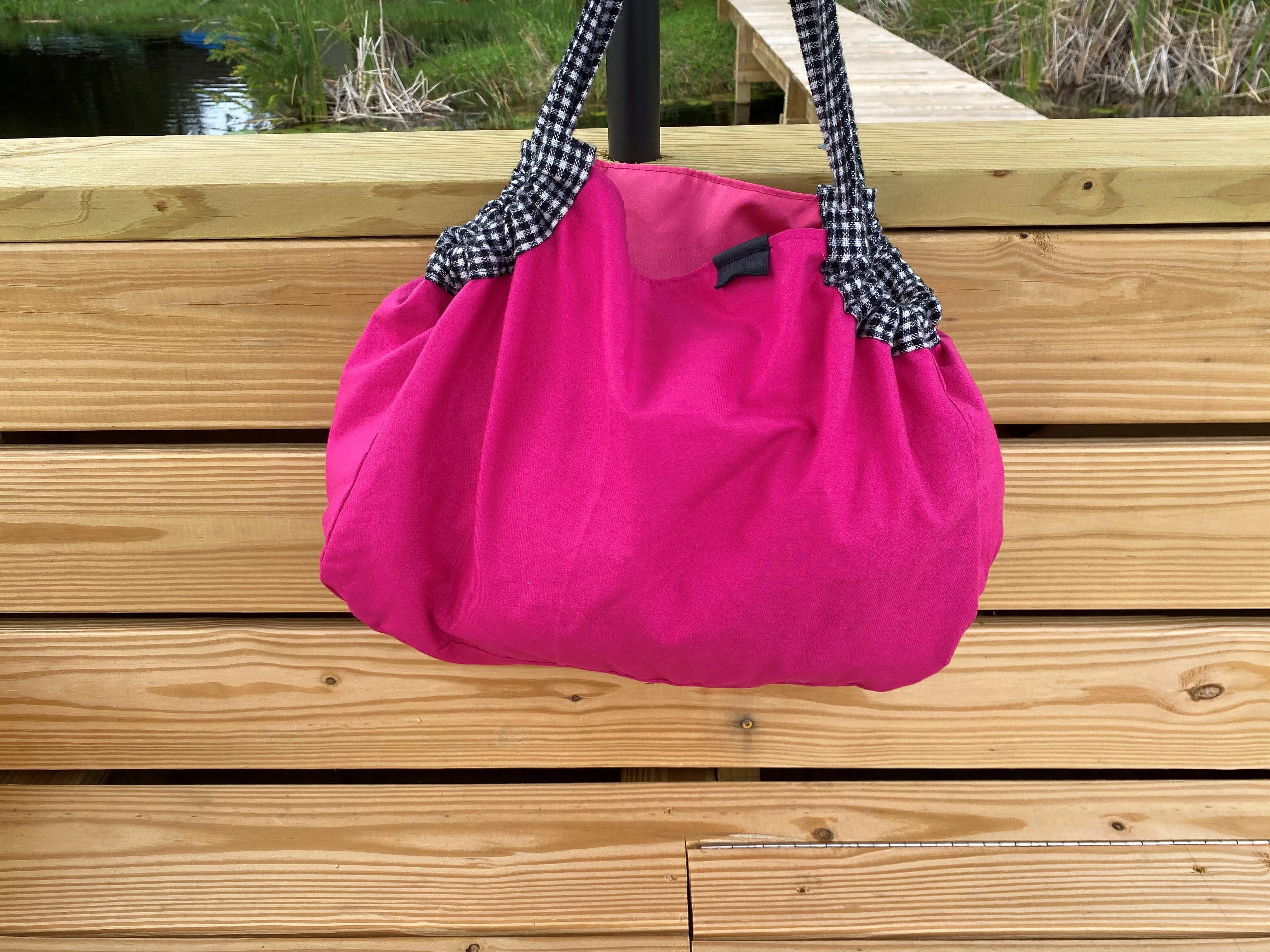 Samaki Bag - Hot Pink Hottie with Black and White Check accents