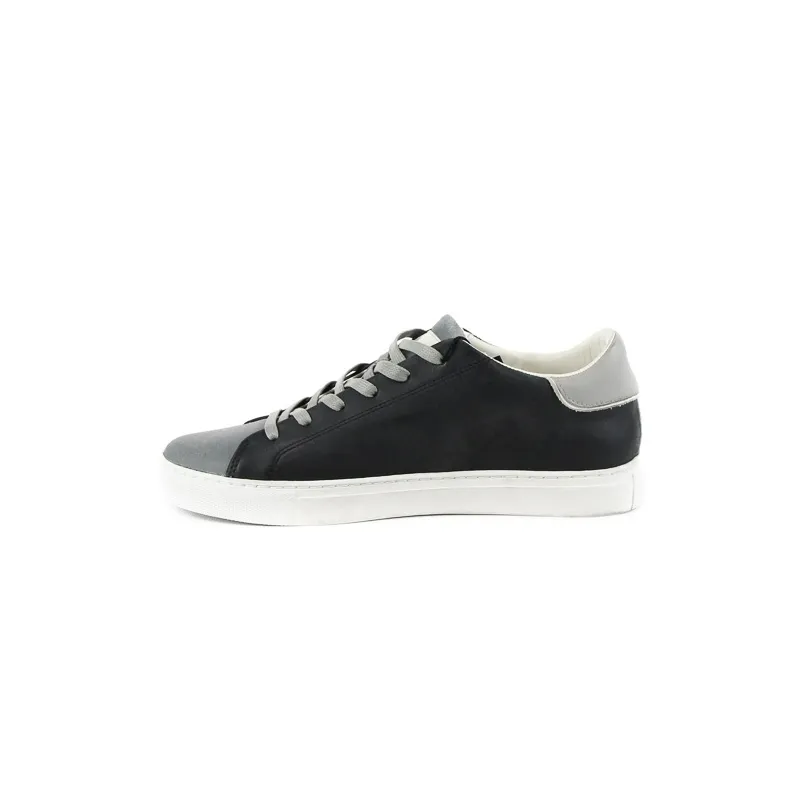 SNEAKERS LOW IN PELLE, NERO