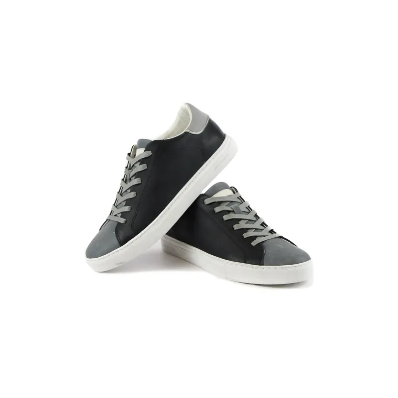 SNEAKERS LOW IN PELLE, NERO