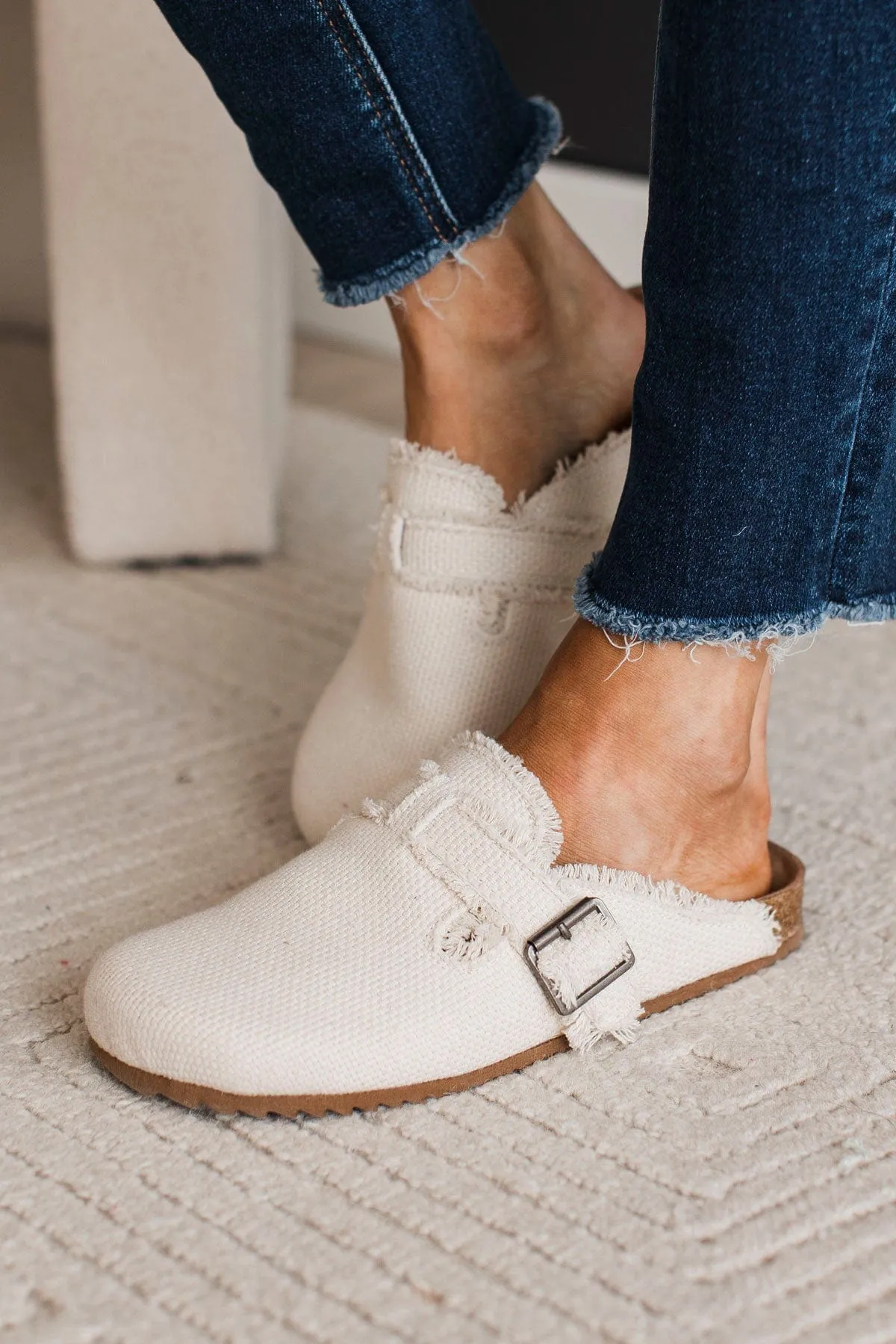 Very G Basket Mules- Cream