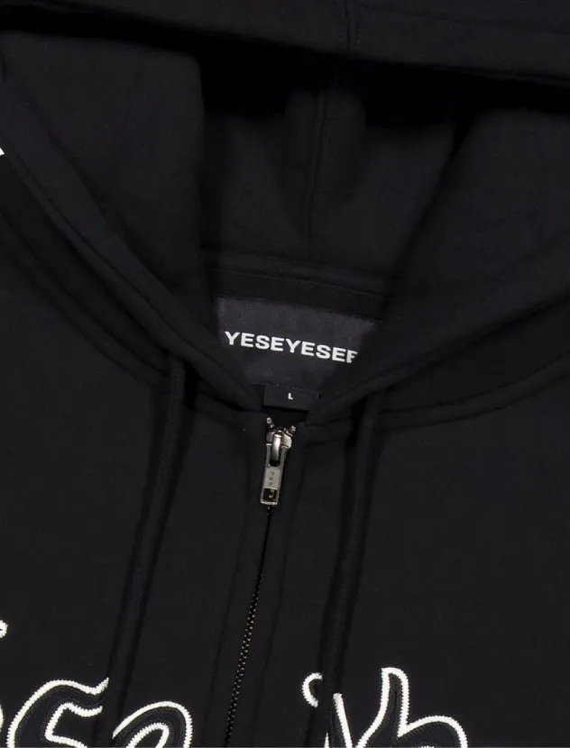 YESEYESEE  |Long Sleeves Logo Hoodies